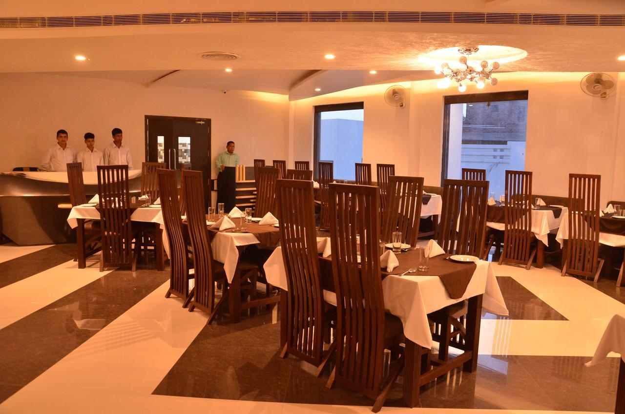 Hotel Bellevue Inn Gangānagar 外观 照片